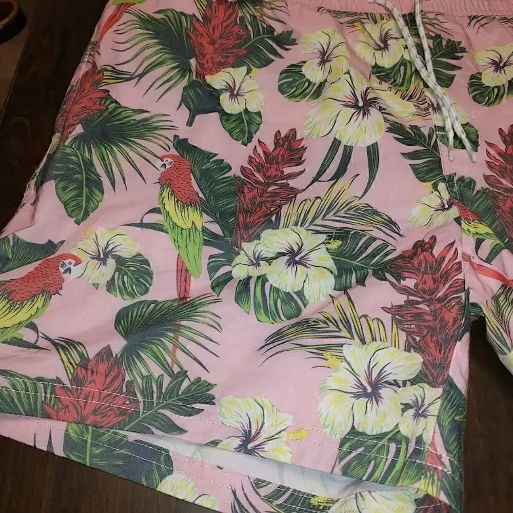 New Goodfellow Pink Parrots Flowered Swim Trunks Men's XL